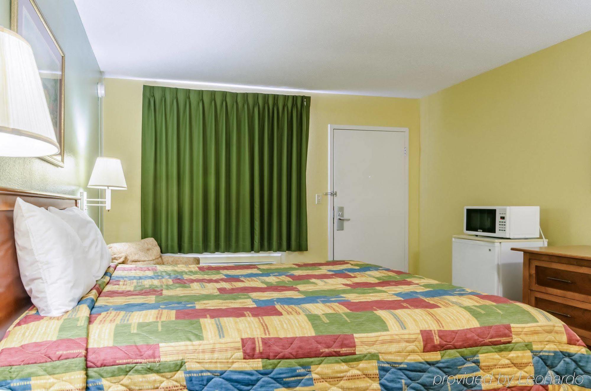 Rodeway Inn Конкордія Екстер'єр фото