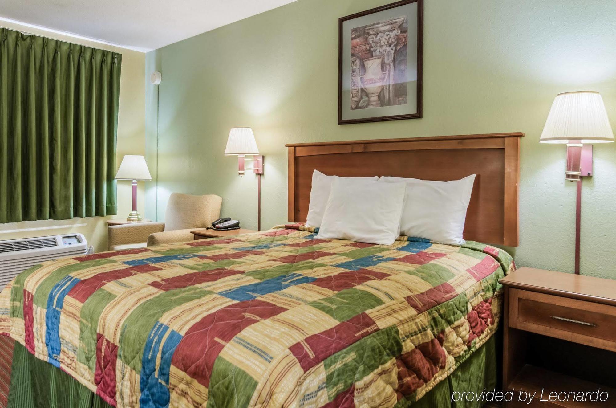 Rodeway Inn Конкордія Екстер'єр фото